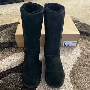 Classic Tall Black Uggs